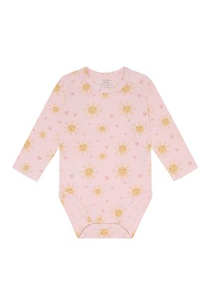 Body per neonato a maniche lunghe rosa con sole giallo sorridente e piccoli motivi a cuore rosa, bottoni a pressione sulla spalla e sul fondo.