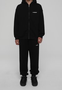 LOW LIGHTS STUDIOS® Sudadera con cremallera - black