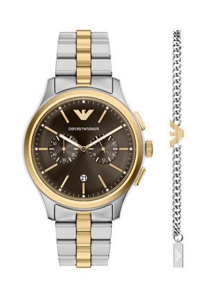 Dwukolorowy zegarek chronograf z srebrno-złotą stalową bransoletą, brązową tarczą, złotymi akcentami i datownikiem na godzinie 6. Zawiera bransoletkę.