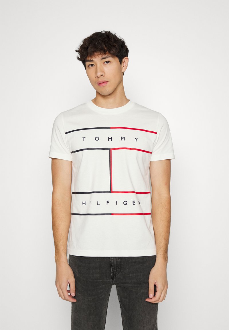 Tommy Hilfiger LARGE FLAG TEE - T-shirt estampada - ecru