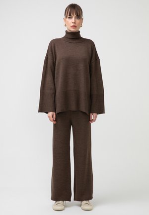 SET - Pulóver - brown