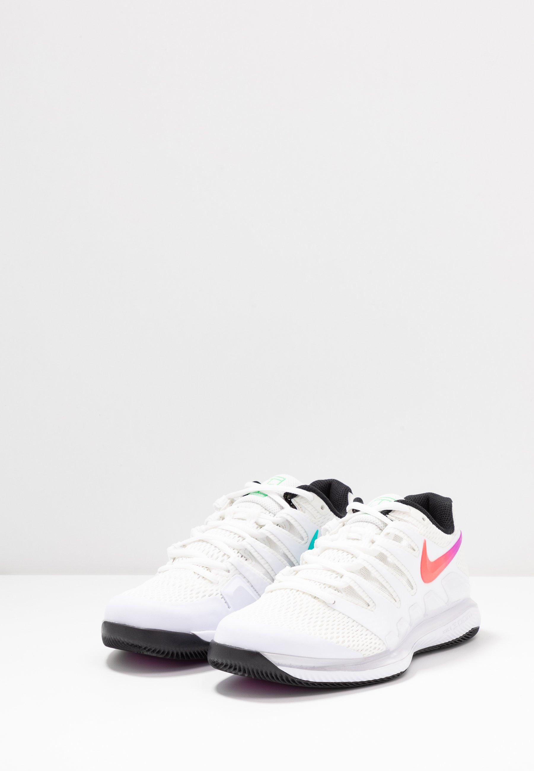 nikecourt air zoom vapor x flyknit