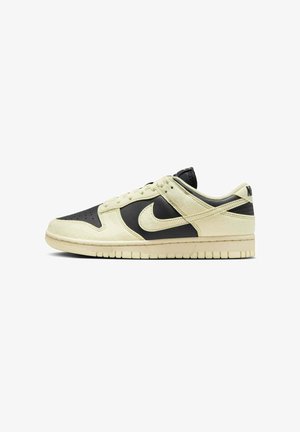 Nike Sportswear, - Sneakersy niskie