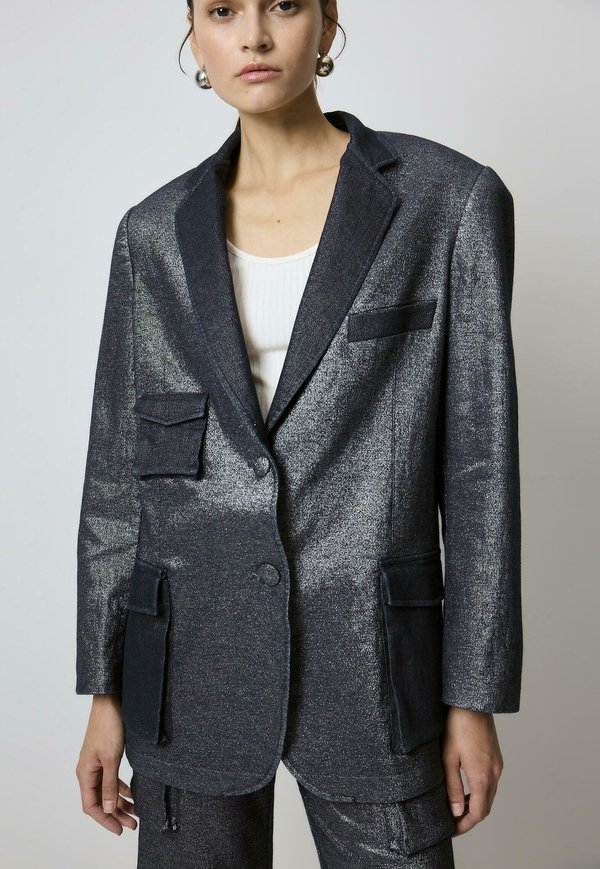 OVERSIZED BLAZER JACKET - Kurzmantel