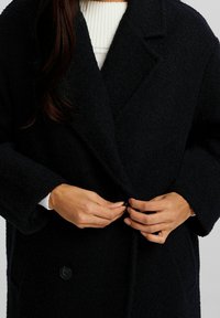 Bershka Klassisk kappa / rock - black