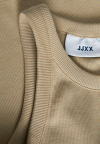 JJXX JXFOREST TANK - Top - incense