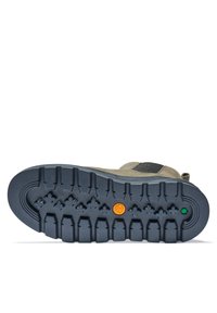 Draußenschuh mit einer strukturierten schwarzen Gummisohle, grünen und orangefarbenen Akzenten sowie einem khakifarbenen Obermaterial mit einem Stoffbereich.