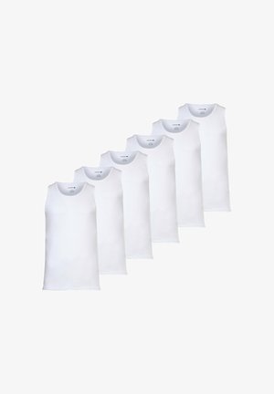 Weiße Baumwolltanktops in einer Reihe angeordnet, mit Rundhalsausschnitt und ohne Ärmel, mit sauberen Kanten und minimal sichtbarem Branding.