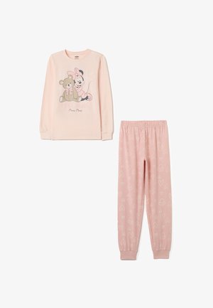 Conjunto de pijama de manga larga en color rosa para niña, con Minnie Mouse abrazando un oso de peluche en la parte superior y patrones de corazones y lazos en los pantalones.