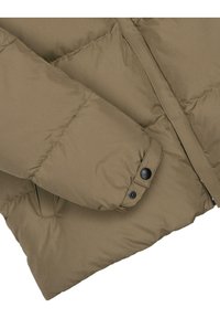 Khaki kurtka puchowa z gładką fakturą, przeszywanymi panelami, zapinanym mankietem oraz detalami zamka błyskawicznego na rękawie.