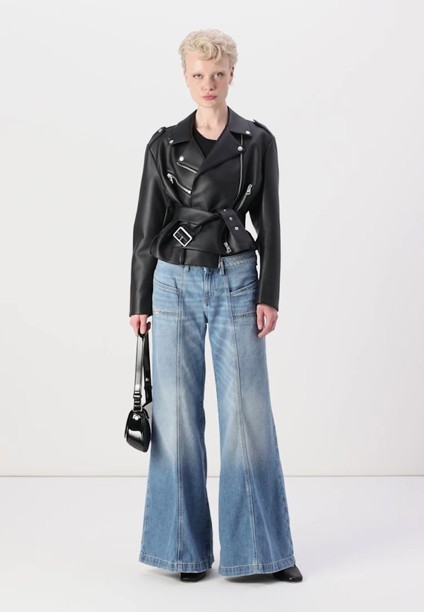 AKII - Wide Leg - 013