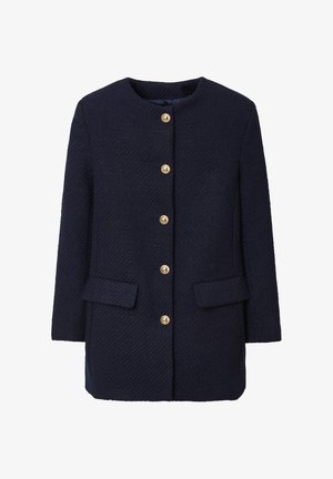 Cappotto blu navy con texture, collo rotondo, bottoni dorati sul davanti e due tasche frontali. Design dritto e di lunghezza media.