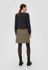 s.Oliver Langarmshirt - dunkelgrau