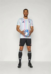 adidas Performance JUVENTUS 25/26 HOME SHORT - Joukkuetuote - black
