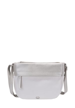 Torebka crossbody w teksturowanym metalicznym srebrze z gładką białą dolną częścią. Posiada zamek błyskawiczny oraz regulowany pasek dla wygody.