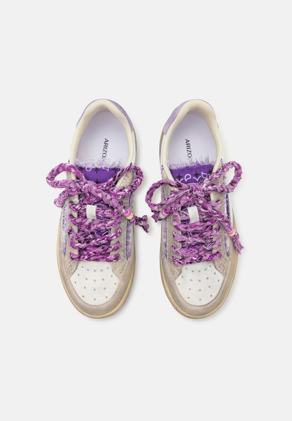 Trainers - violet2