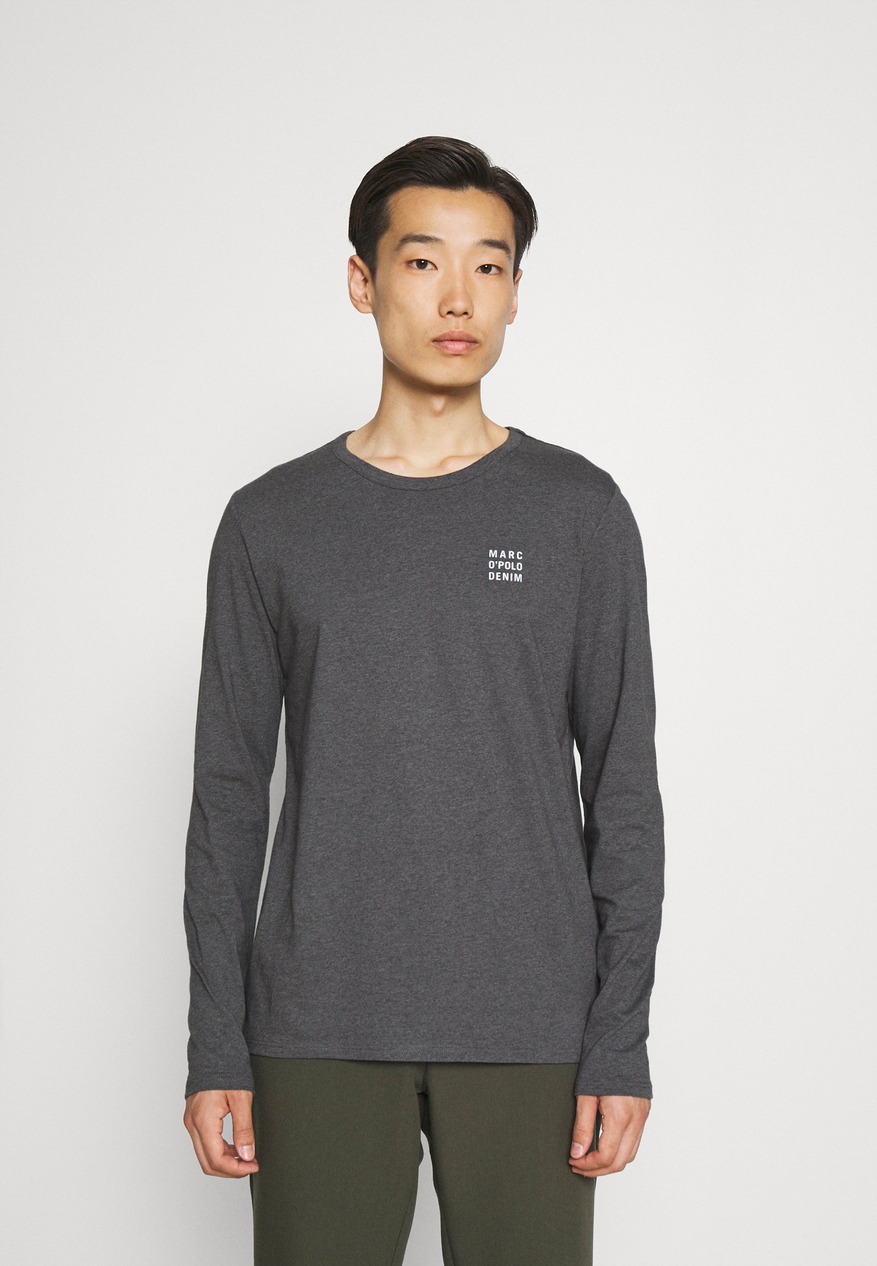 Uomo LONG SLEEVE SMALL LOGO PRINT - Maglietta a manica lunga Uomo LONG SLEEVE SMALL LOGO PRINT - Maglietta a manica lunga