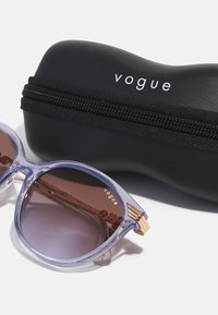VOGUE Eyewear Solglasögon - transparent purple