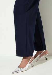 Ulla Popken ELASTIC WAIST   - Træningsbukser - navy blue