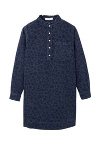 Robe chemise en denim bleu marine avec manches longues, col volanté, patte de bouton, poche poitrine et motif léopard noir.