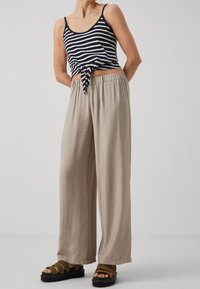 ONLY Spodnie materiałowe