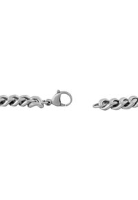 Bracciale in argento con maglie intrecciate, dotato di chiusura a moschettone. Texture liscia e design uniforme in tutta la sua lunghezza.