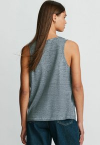 Next FRONT DETAIL REGULAR FIT - Top - chambray blue