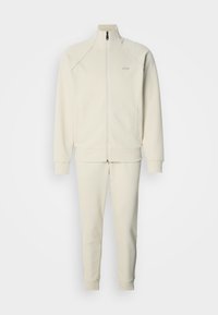 Δεν επιλέχθηκε, light beige