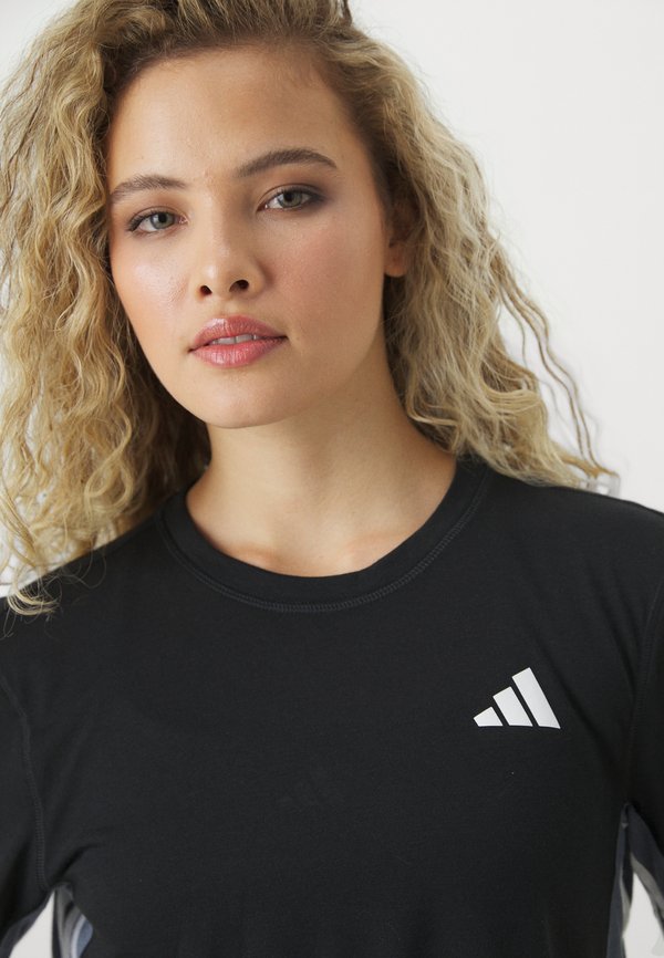 TRAIN ESSENTIALS COLOUR BLOCK WORKOUT  - Sports T-shirt2