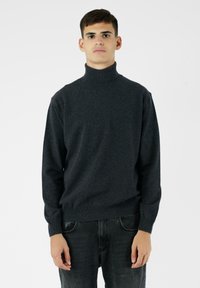 ACANFORA - Sweter