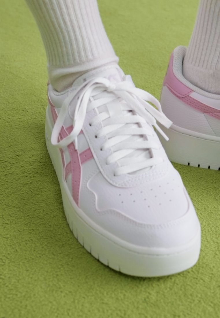 ASICS SportStyle JAPAN S PF - Sneaker low - white/rose water/weiß