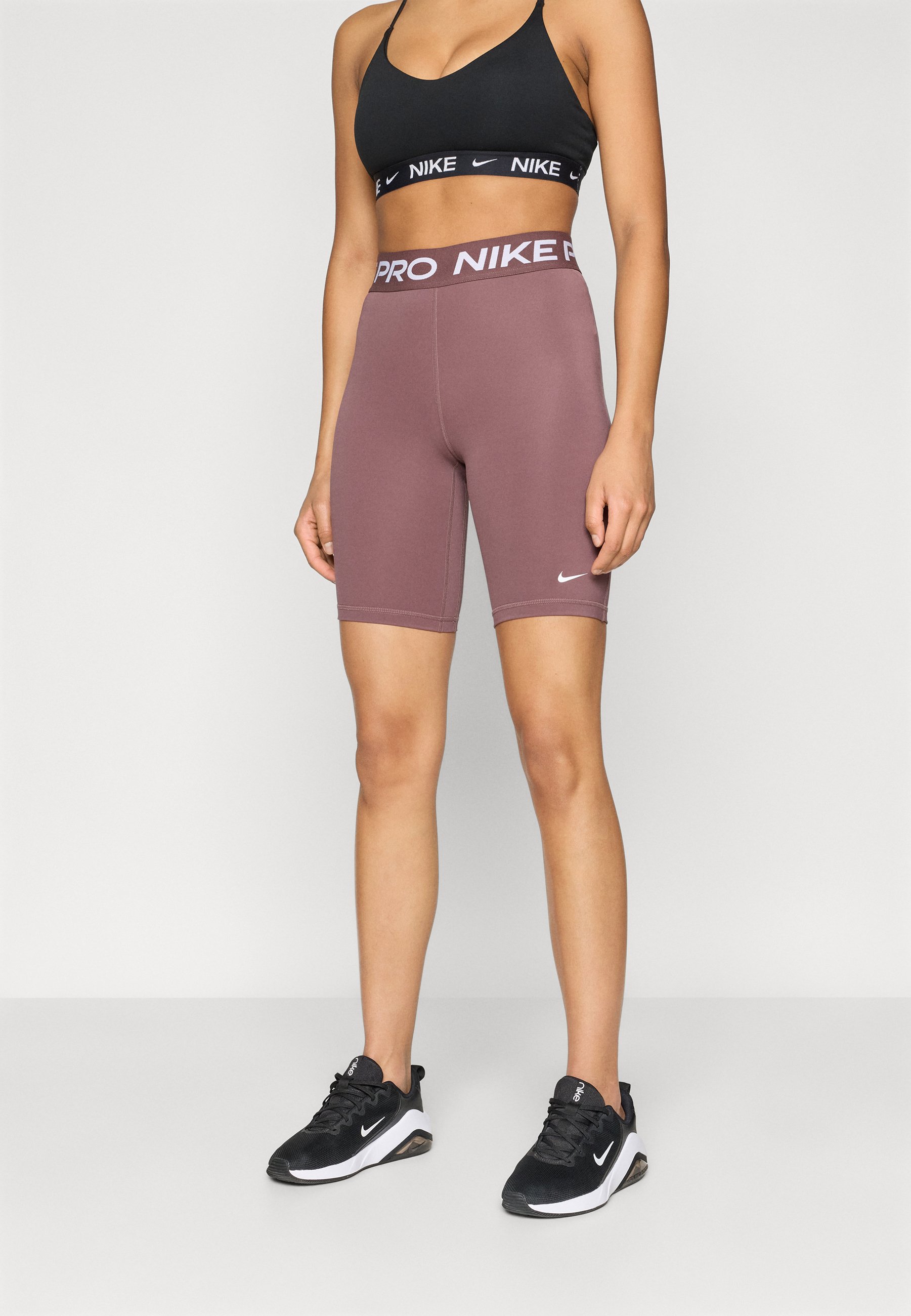 nike sweat shorts and bra