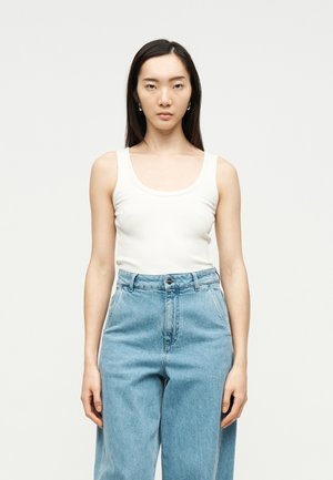 VARIGATED NANO LOGO TANK - Top - tofu