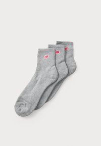 New Balance RED PATCH LOGO ANKLE UNISEX 3 PACK - Calcetines - grey