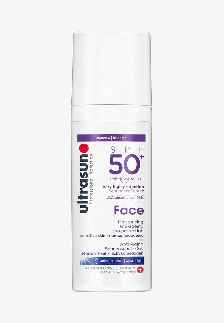 Ultrasun SPF 50+ auringonsuojageeli sylinterimäisessä valkoisessa containerissa, jossa on violetti teksti. Sisältää vedenkestävää ominaisuutta ja ikääntymistä ehkäiseviä etuja.