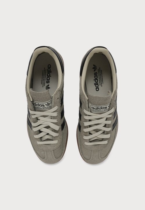adidas HANDBALL SPEZIAL UNISEX - Trainers - silver coloured pebble/core black/gum — photo 4