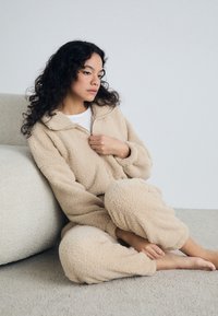 Hunkemöller ONESIE TEDDY ZIP UP - Pyjama - tan