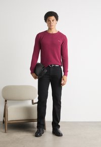 GANT C-NECK - Pulóver - rich wine