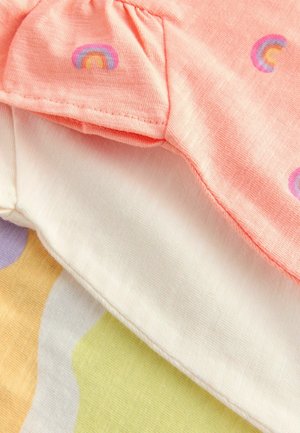 Next T-shirts print - ranbow