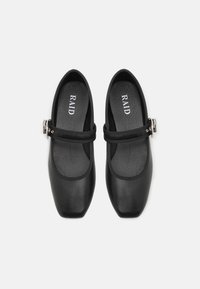 RAID JERRI - Bailarinas con hebilla - black