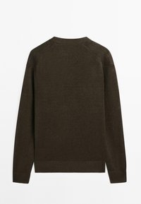 Dark brown, knitted sweater with ribbed cuffs and hem. Features a crew neck and raglan sleeves, showcasing a smooth texture.