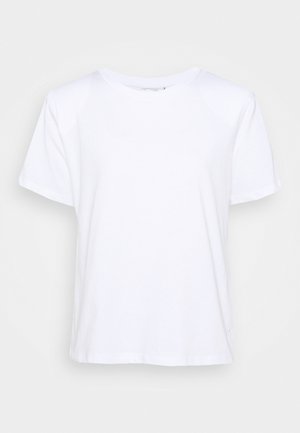 Fehér pamut póló, kerek nyakkivágással, rövid ujjakkal és laza szabással, sima textúrával és minimál stílusú dizájnnal.