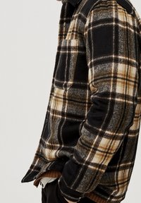 PULL&BEAR Kurtka wiosenna