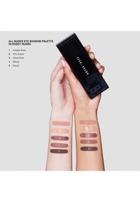 Bobbi Brown NUDES EYE SHADOW PALETTE - Augenbrauenpuder - rosey nudes
