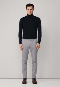 Hackett London ROLL NECK - Stickad tröja - midnight blue
