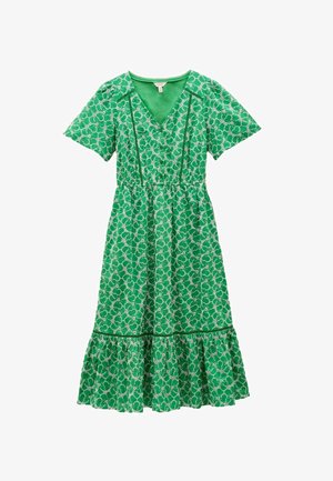 Vestido verde de manga corta con escote en V, cintura elástica y dobladillo de volantes en capas. Presenta un patrón floral blanco y una textura suave.