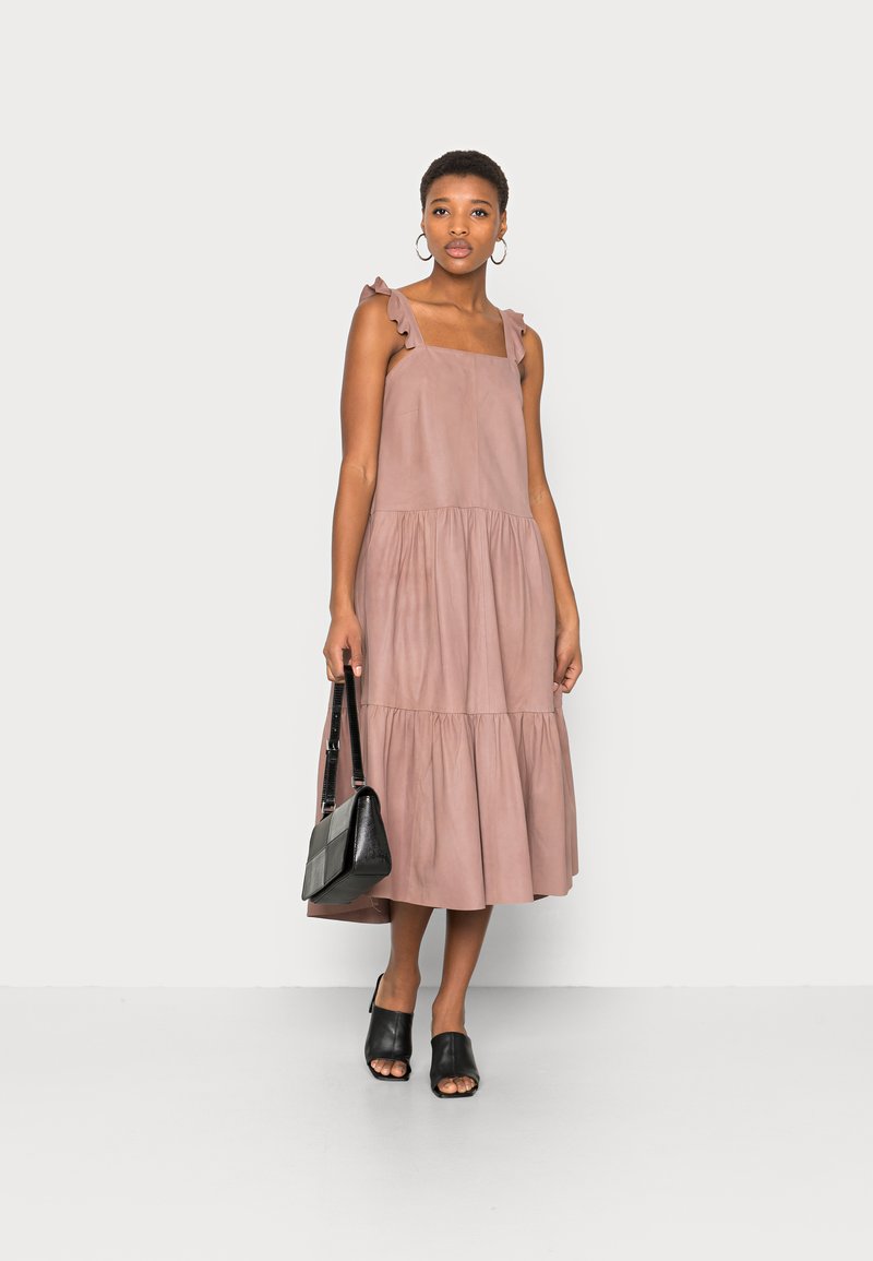 Damen Freizeitkleider | DEPECHE DRESS Freizeitkleid dusty powder/roségoldfarben - UG62181 Damen Freizeitkleider | DEPECHE DRESS Freizeitkleid dusty powder/roségoldfarben - UG62181