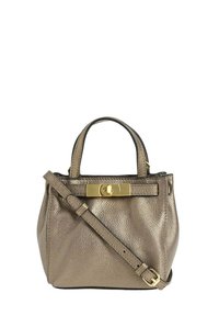 Sac à main en cuir bronze métallique avec des anses supérieures, fermoir à tourniquet doré, et une bandoulière réglable sur le devant.