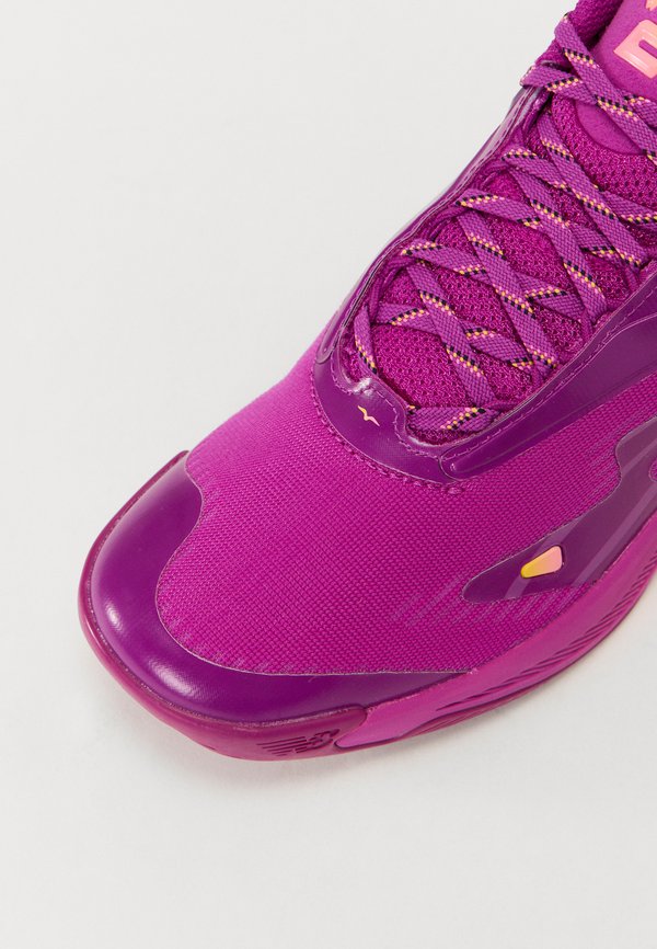 KAWHI IV  - Basketball shoes - purple3