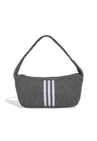 Γκρι υφασμάτινη τσάντα ώμου με καμπυλωτό σχήμα, διαθέτει πλεχτό λουρί και τρεις λευκές ρίγες στη μία πλευρά. Κλείσιμο με φερμουάρ από πάνω.